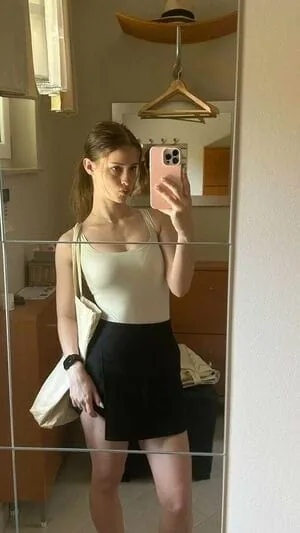 Nazlı - Sancaktepe Escort