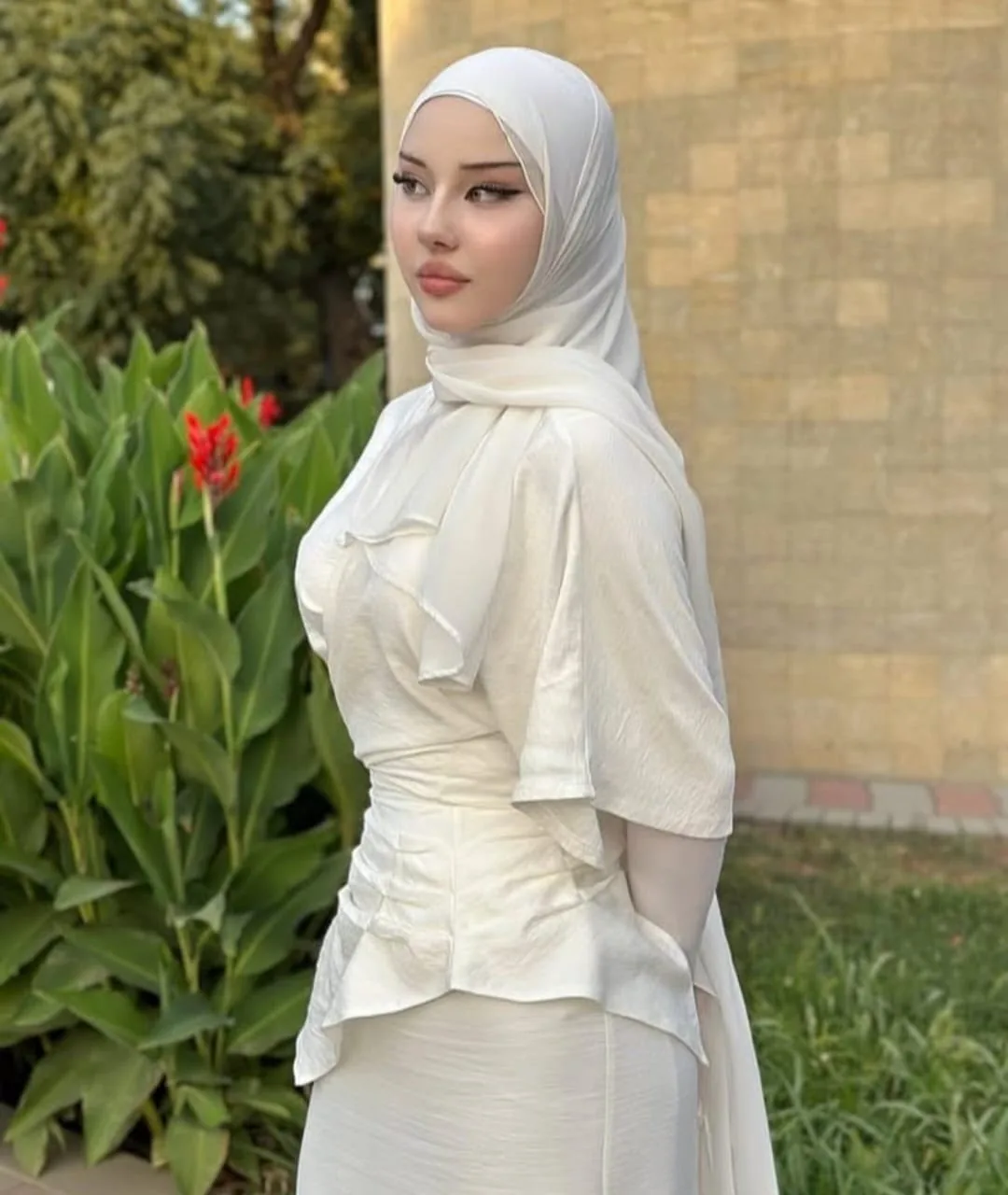 Defne - Sancaktepe Escort